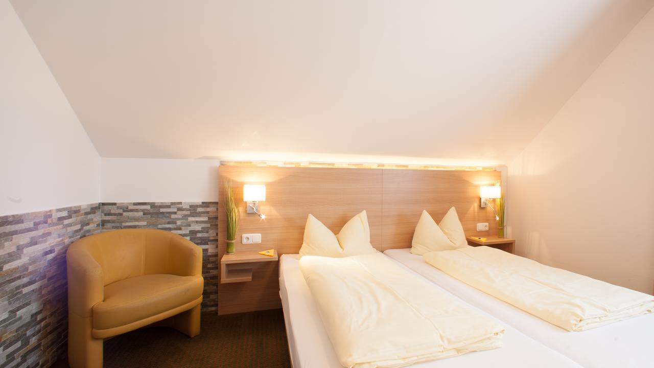 Hotel Vitis Erding Exterior photo